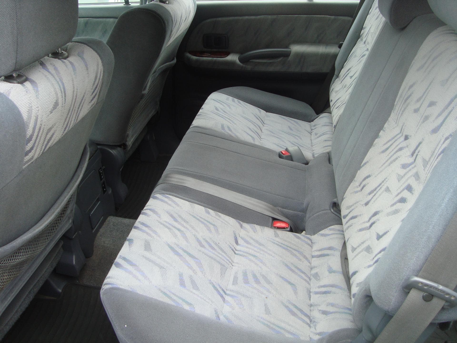 Toyota LAND CRUISER - 7