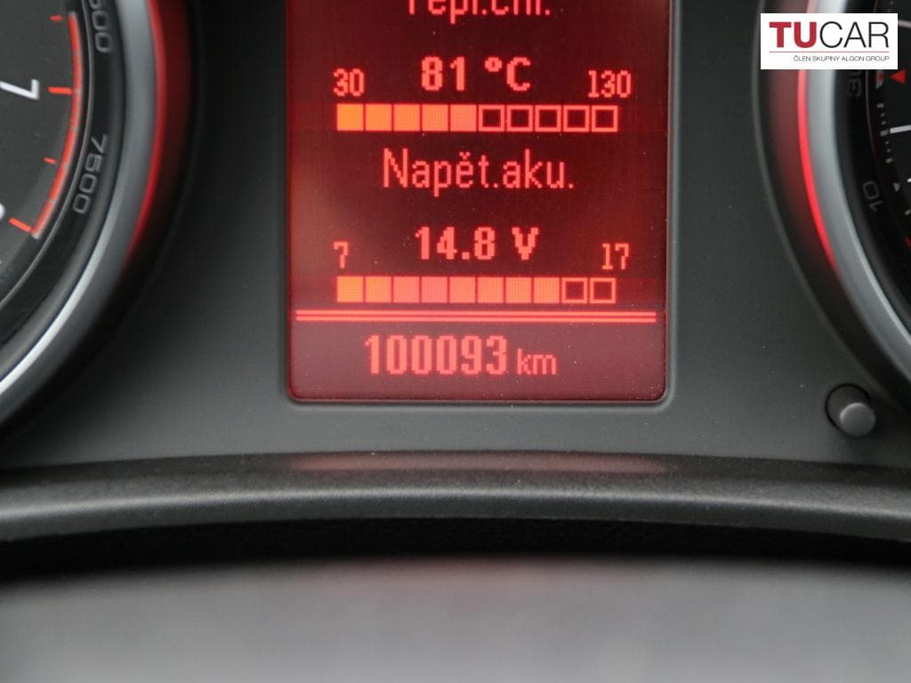 Opel ASTRA - 11