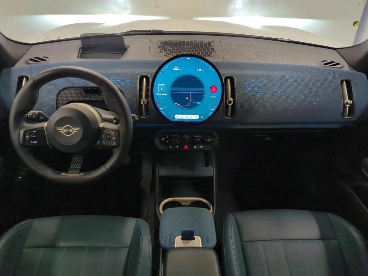 2024 Mini COUNTRYMAN - 10