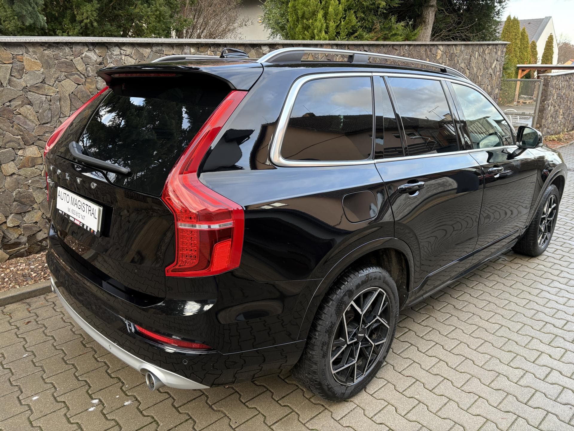 Volvo XC90 - 3