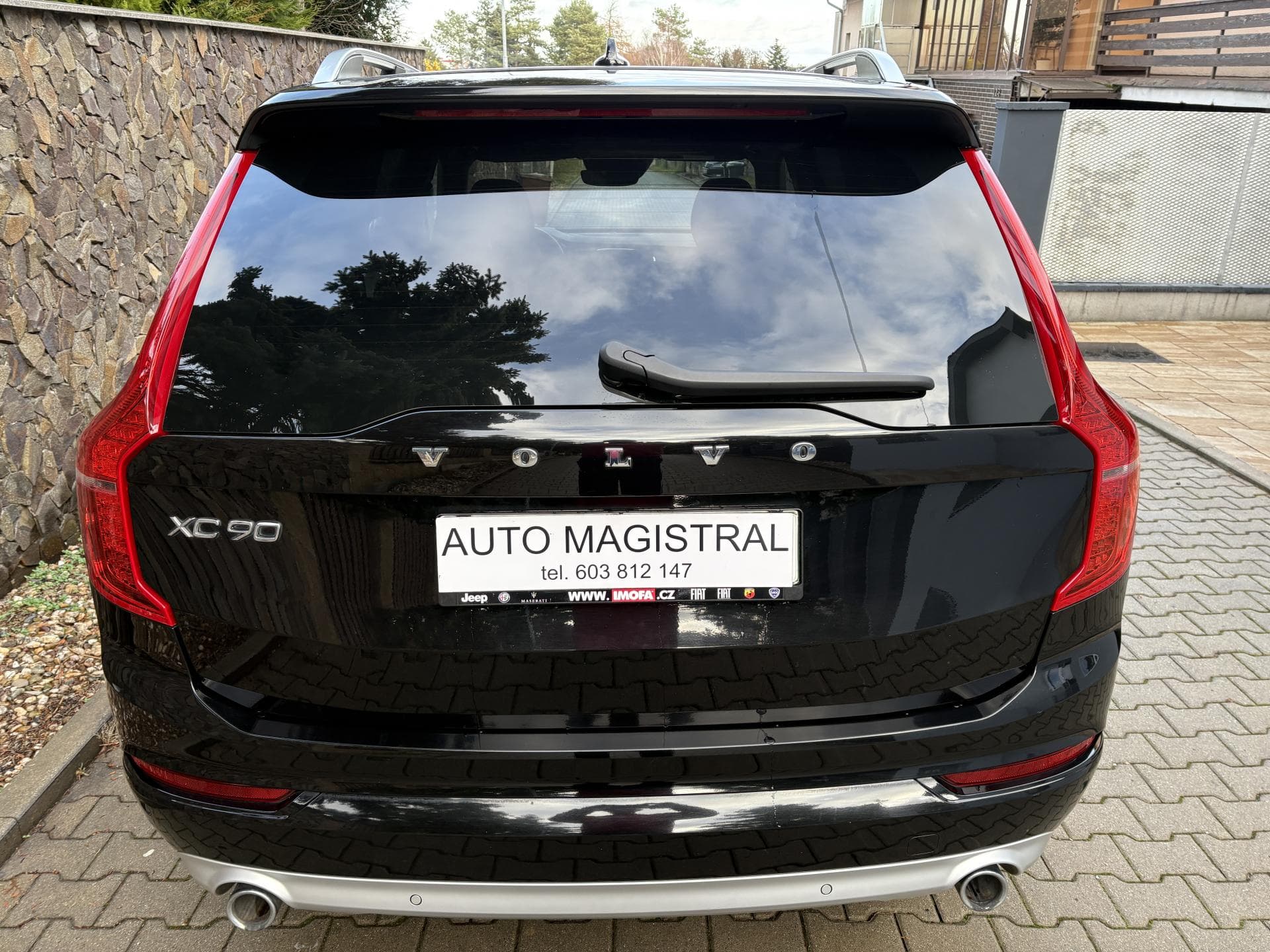 Volvo XC90 - 5