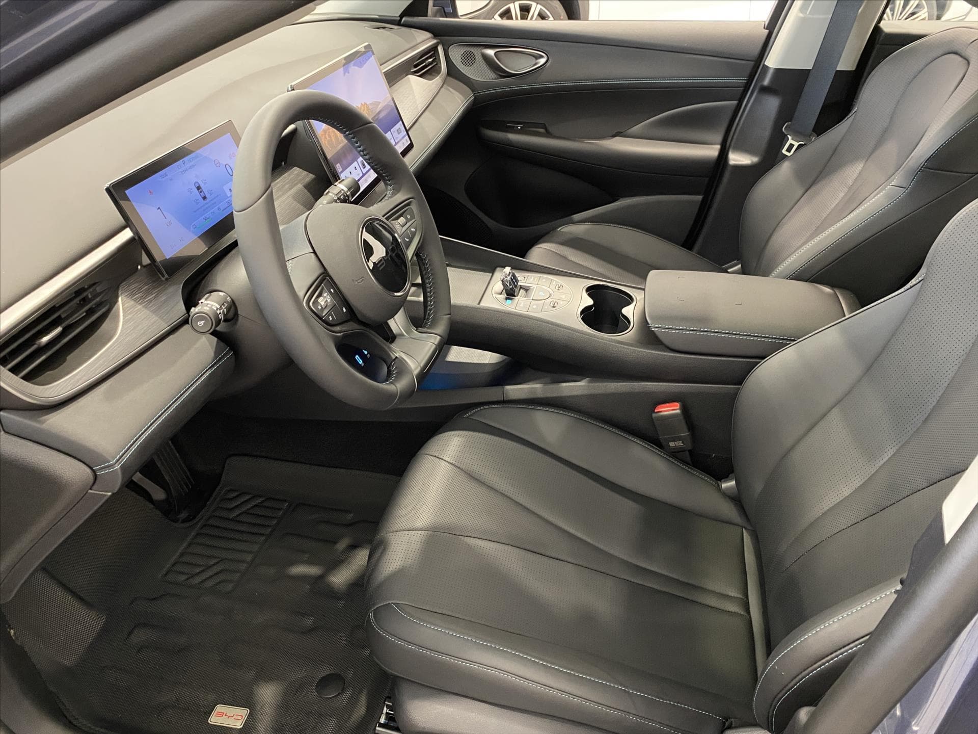 BYD SEAL - 6