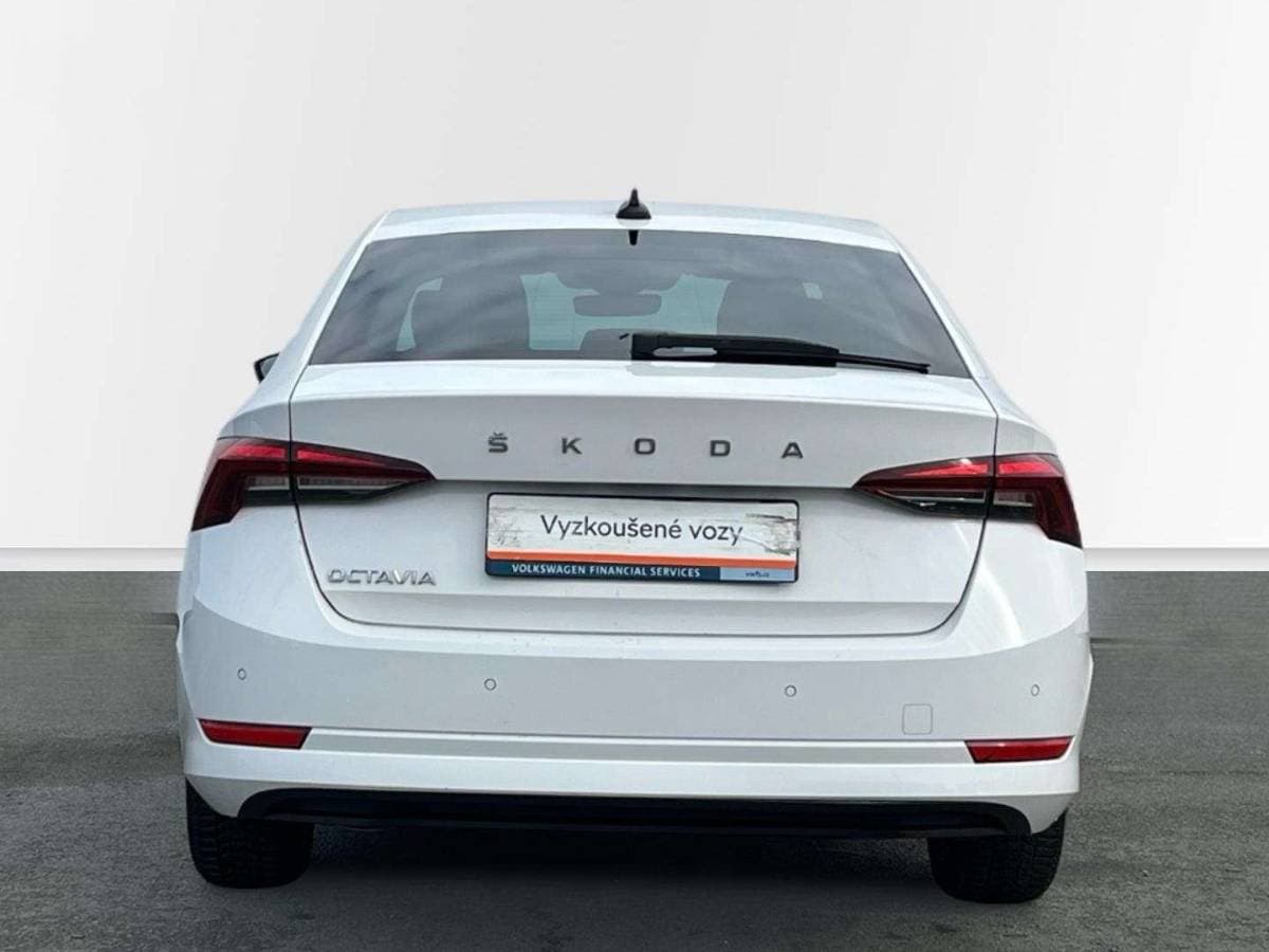 Škoda OCTAVIA - 10