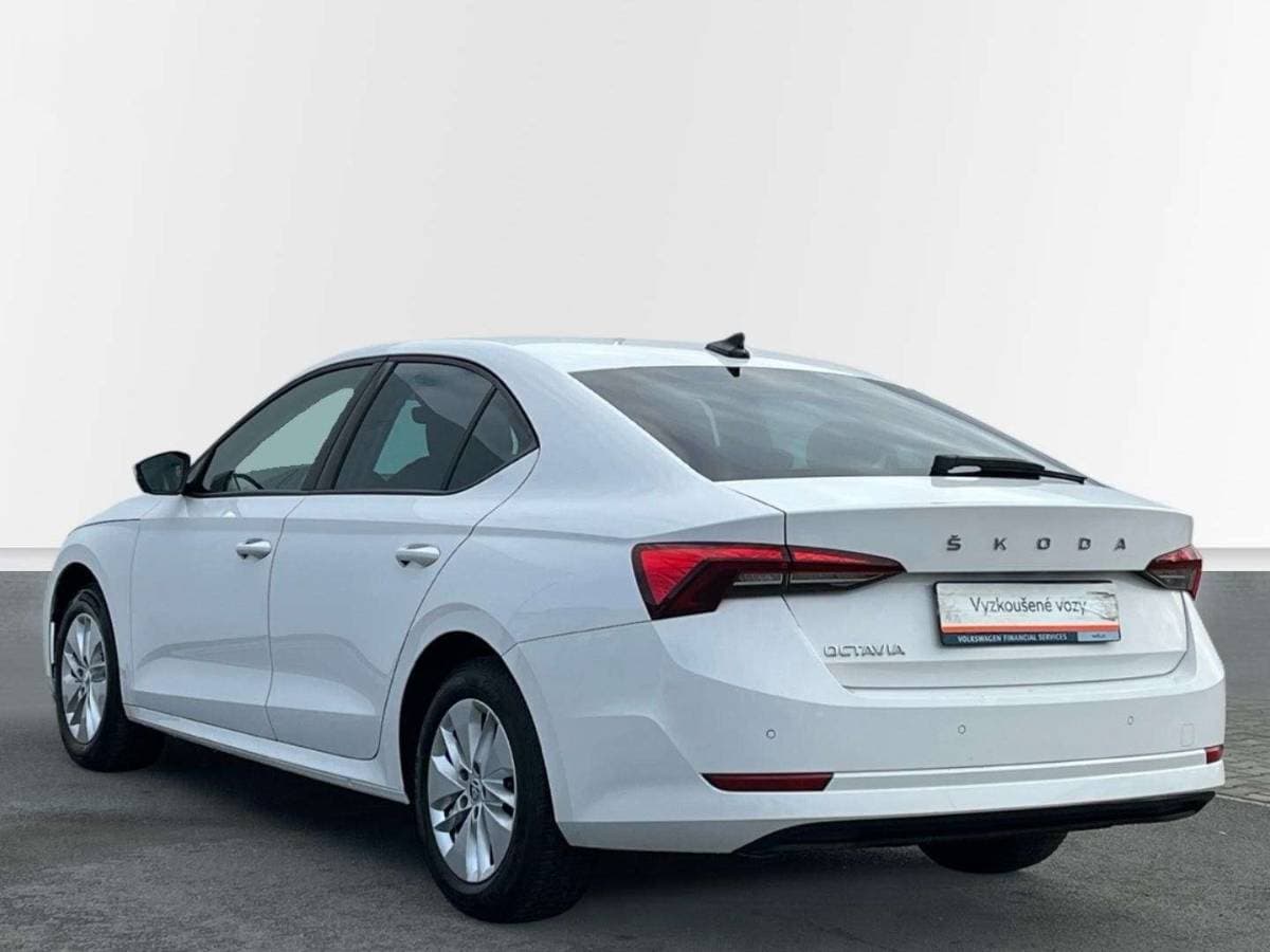 Škoda OCTAVIA - 9