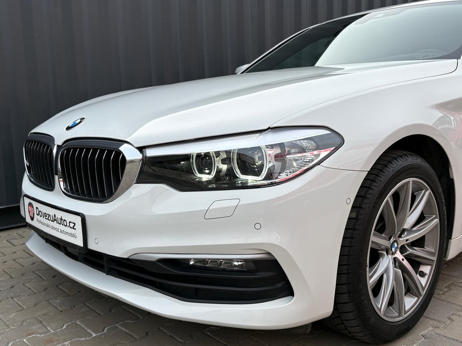 2018 BMW 5-Series - 4