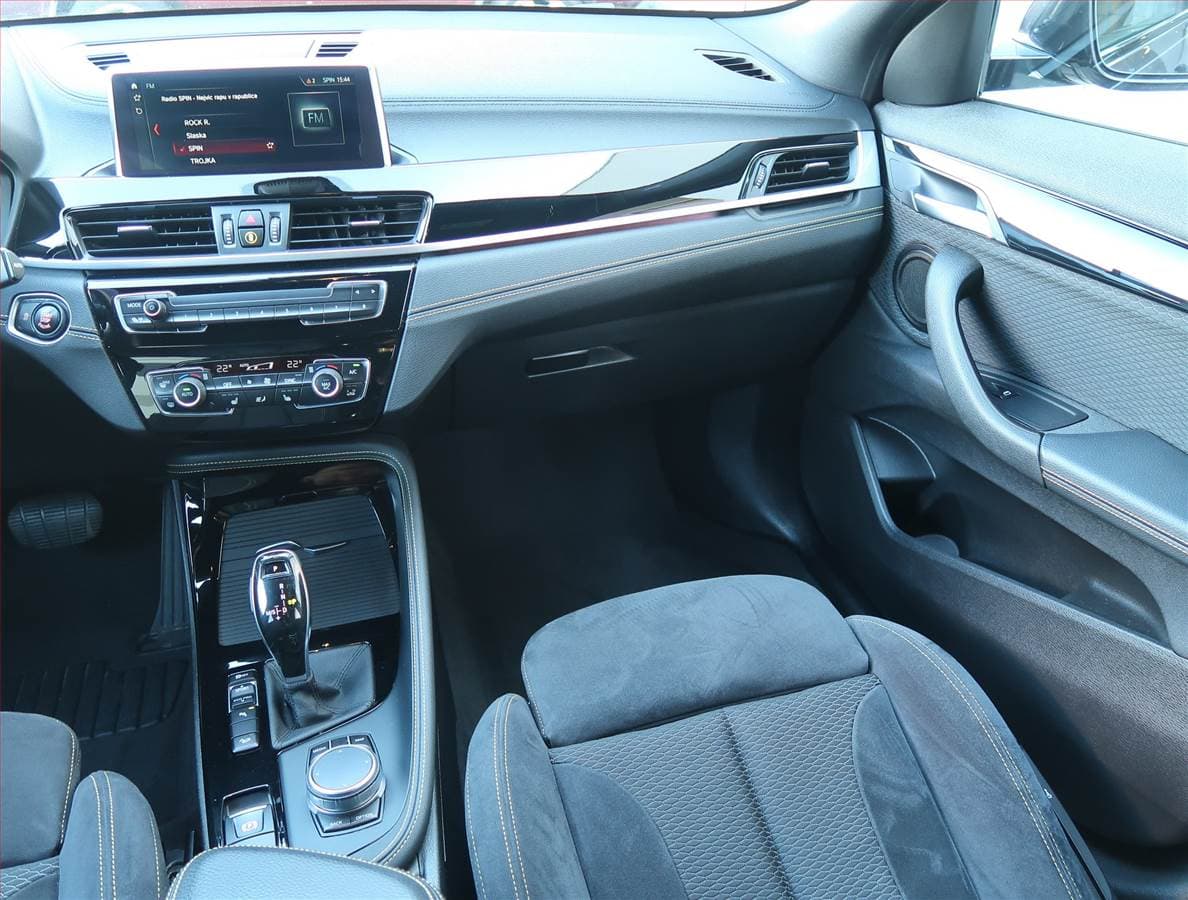 BMW X2 - 8