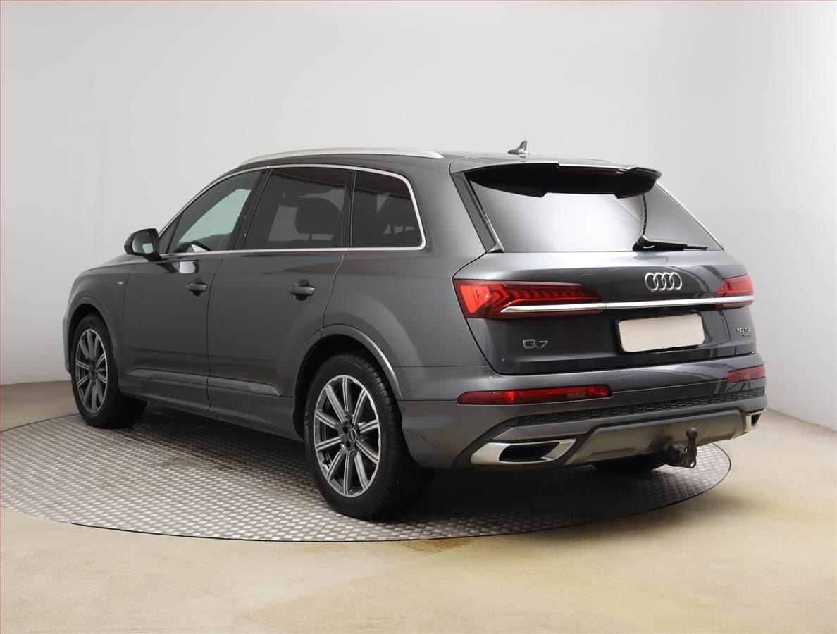 Audi Q7 - 4