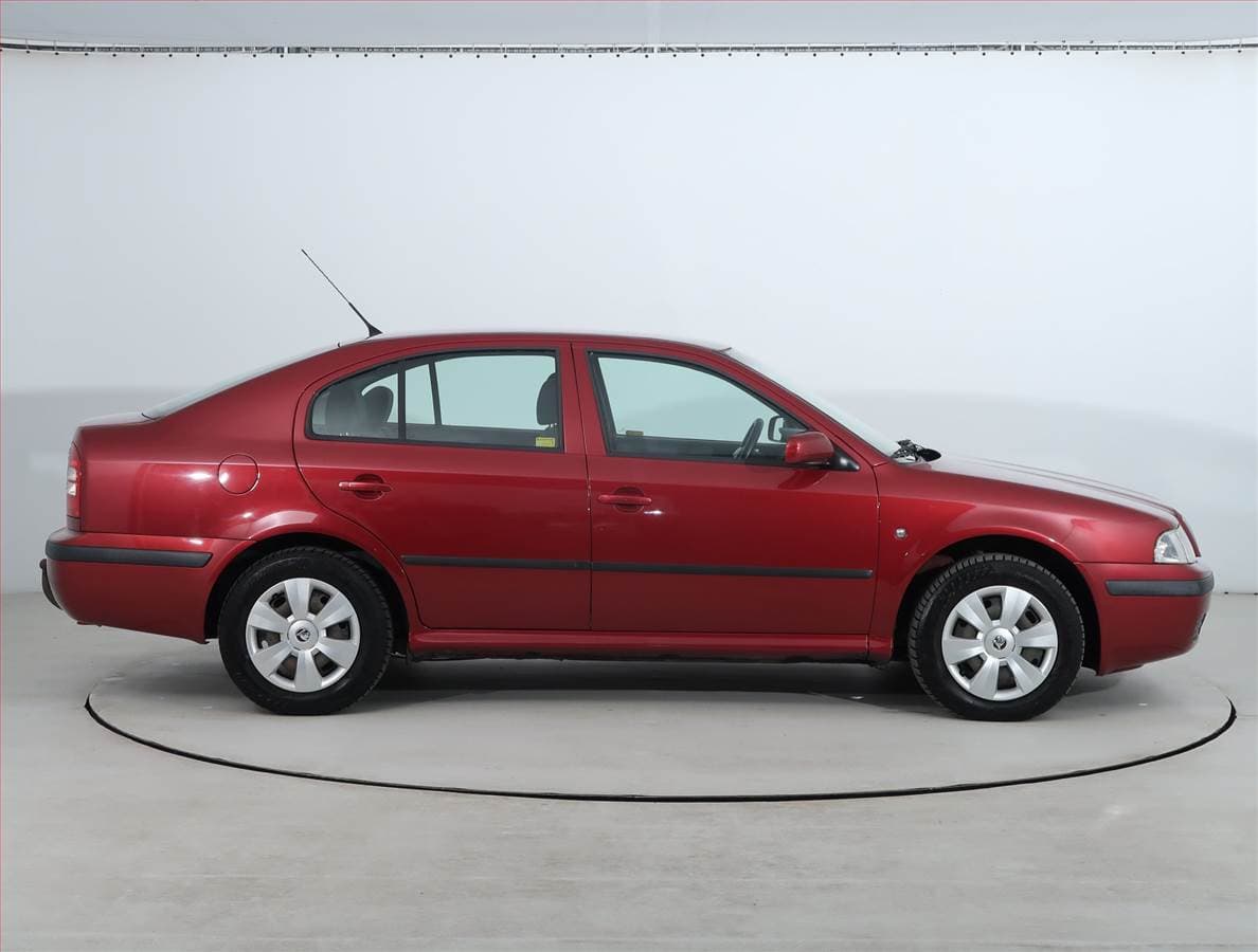 Škoda OCTAVIA - 6