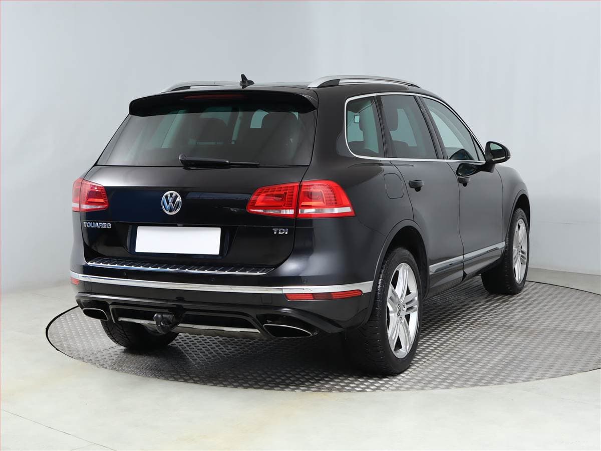 Volkswagen Touareg - 9