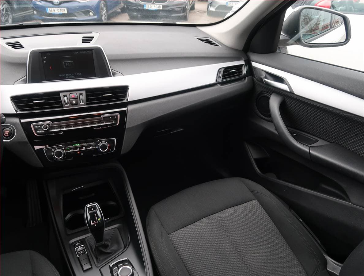 BMW X1 - 8