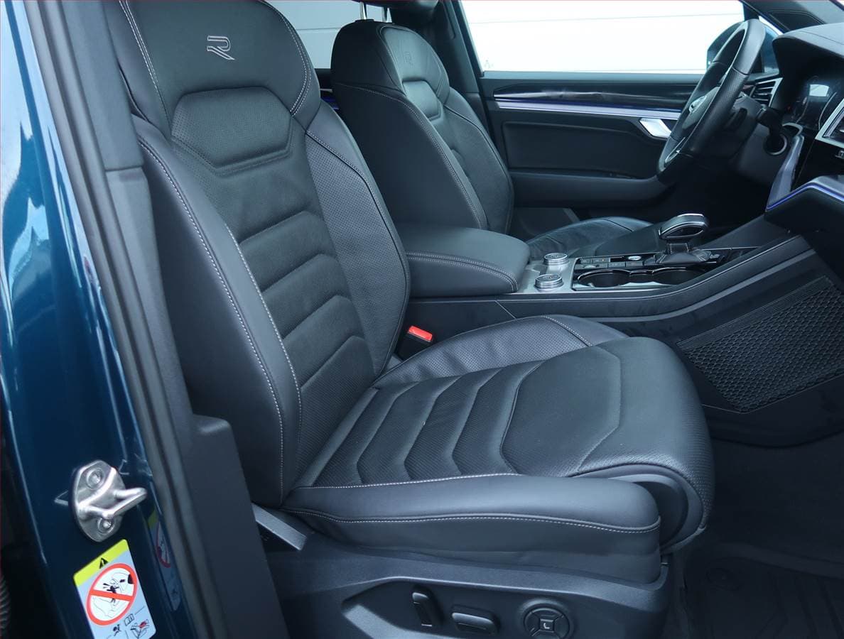 Volkswagen Touareg - 9