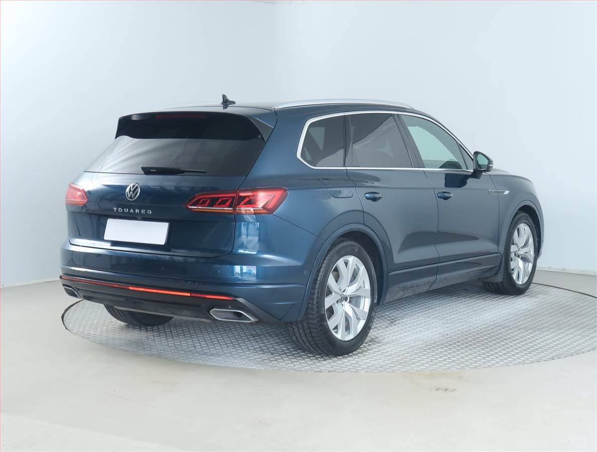 Volkswagen Touareg - 5