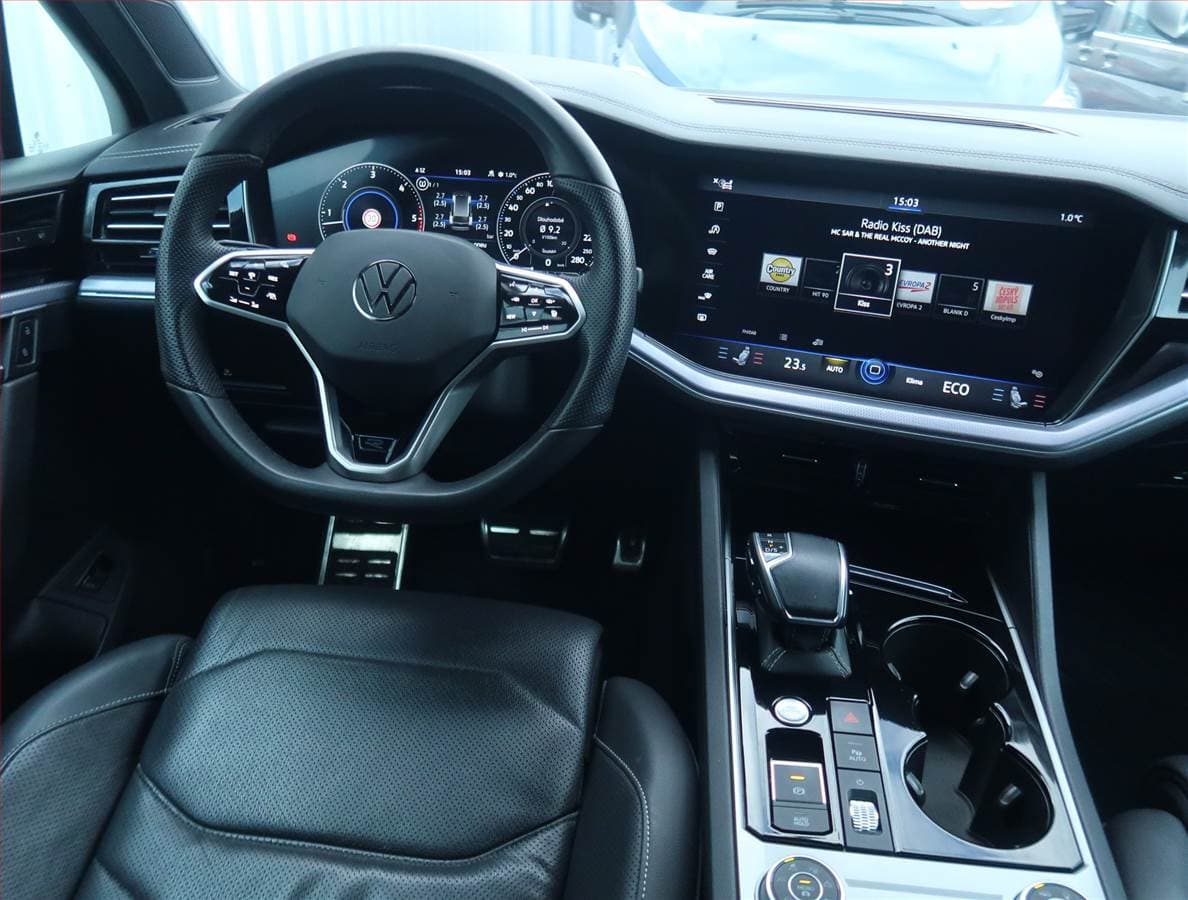 Volkswagen Touareg - 7