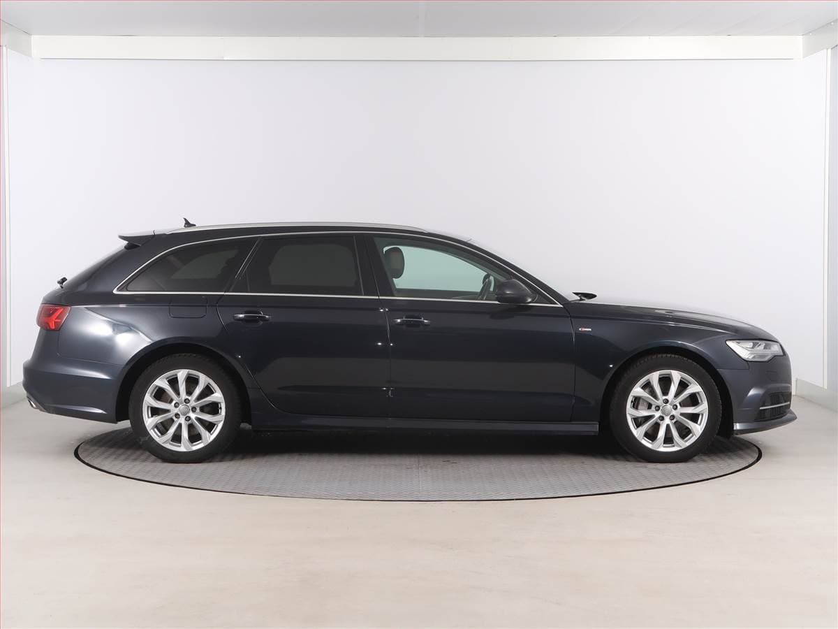 Audi A6 - 6