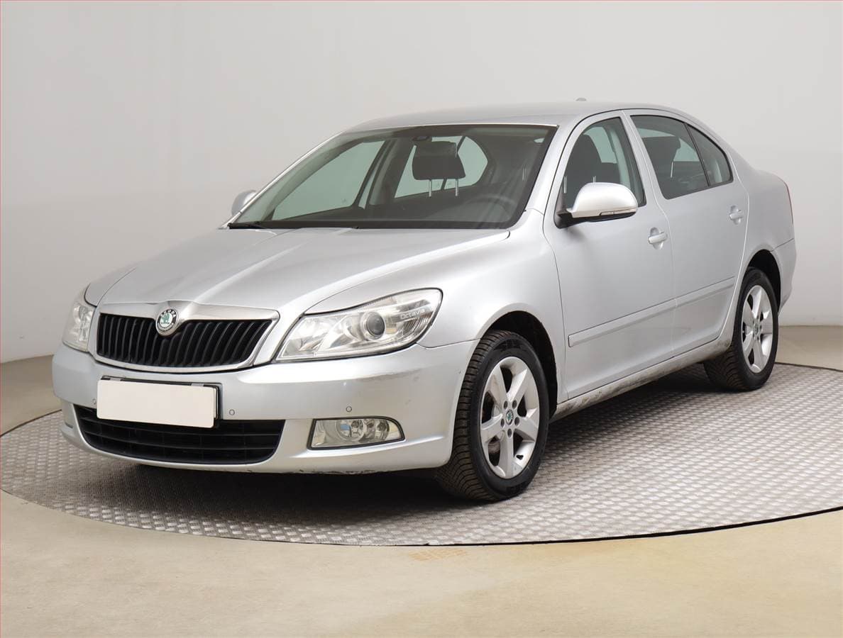 Škoda OCTAVIA - 2