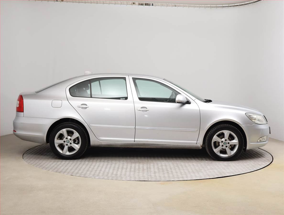Škoda OCTAVIA - 6