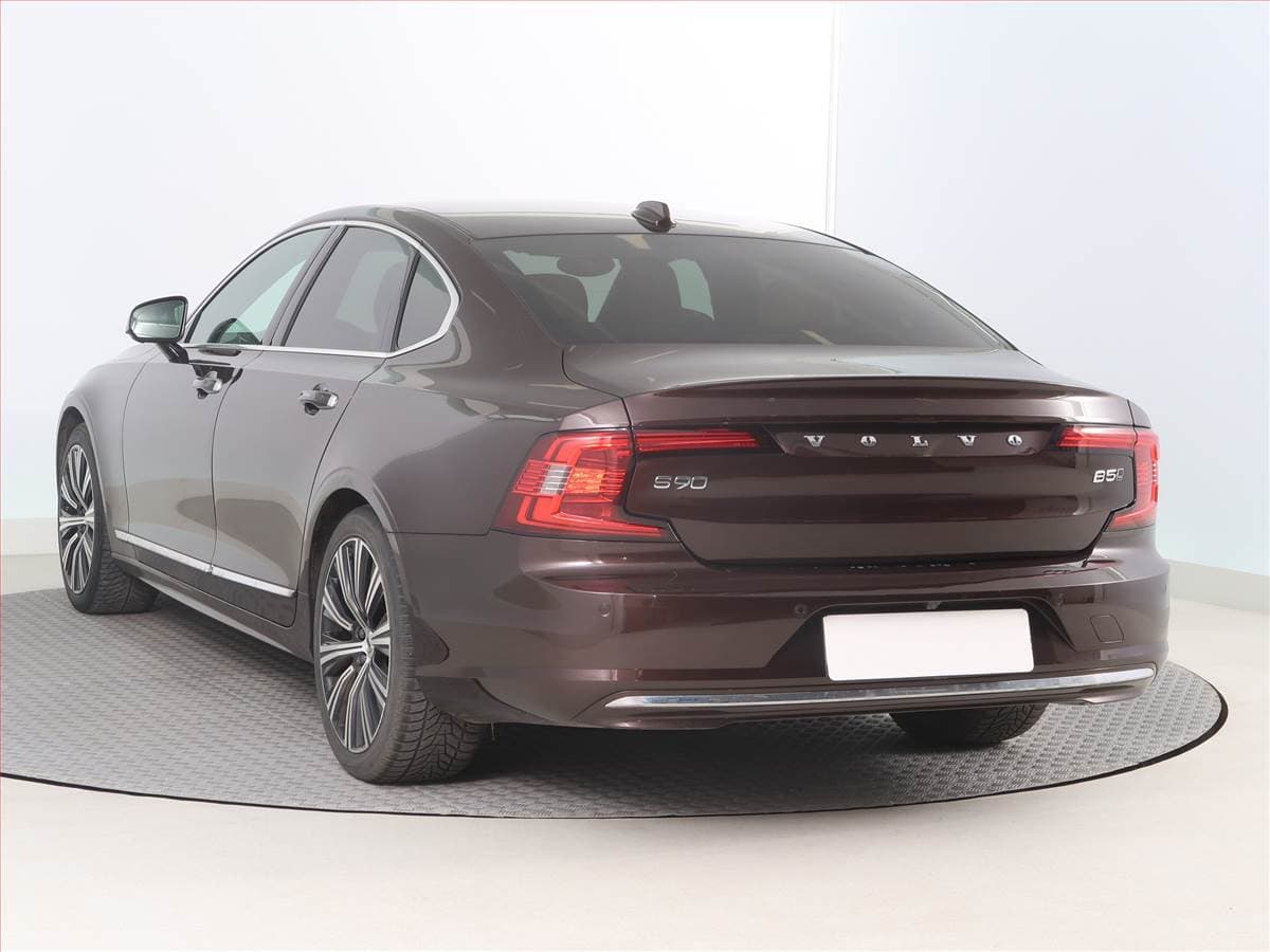 Volvo S90 - 4