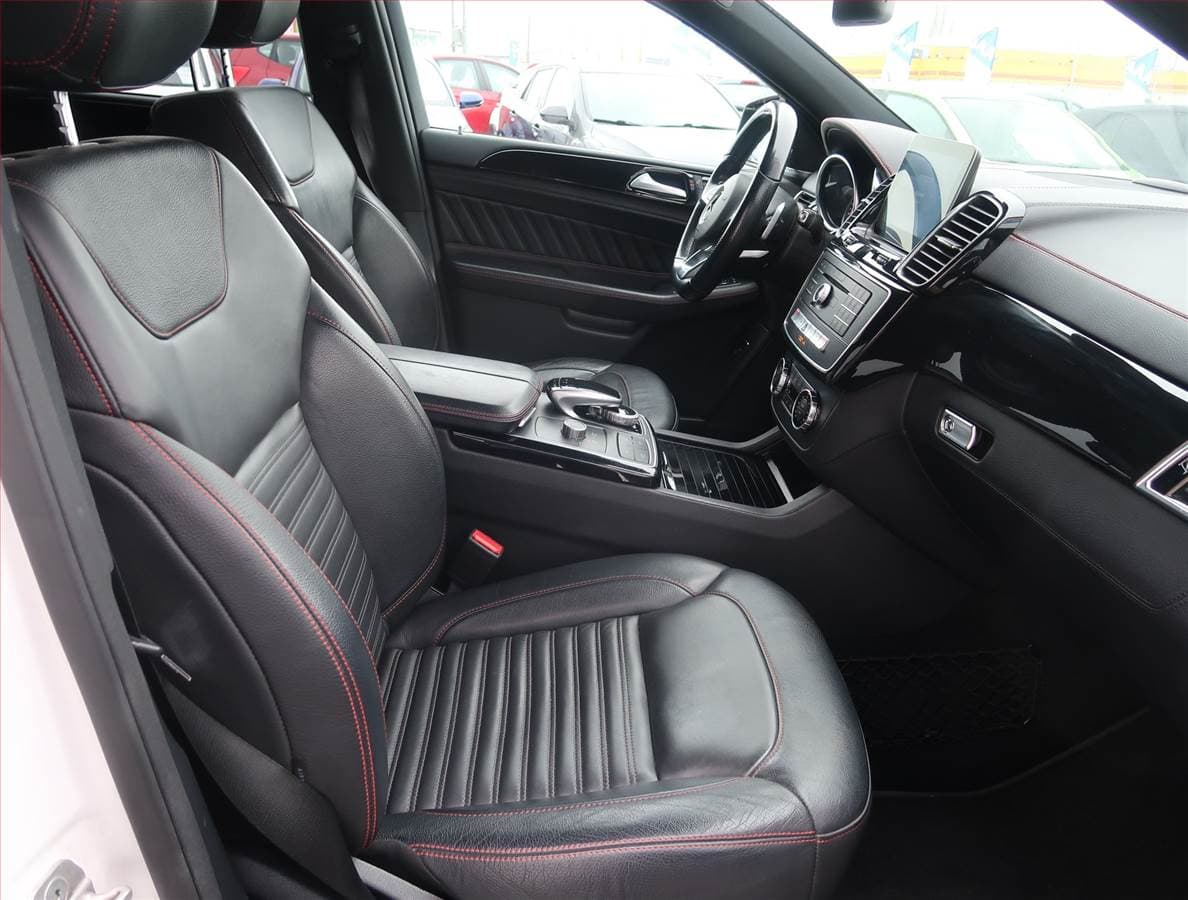 Mercedes-Benz Gle - 25