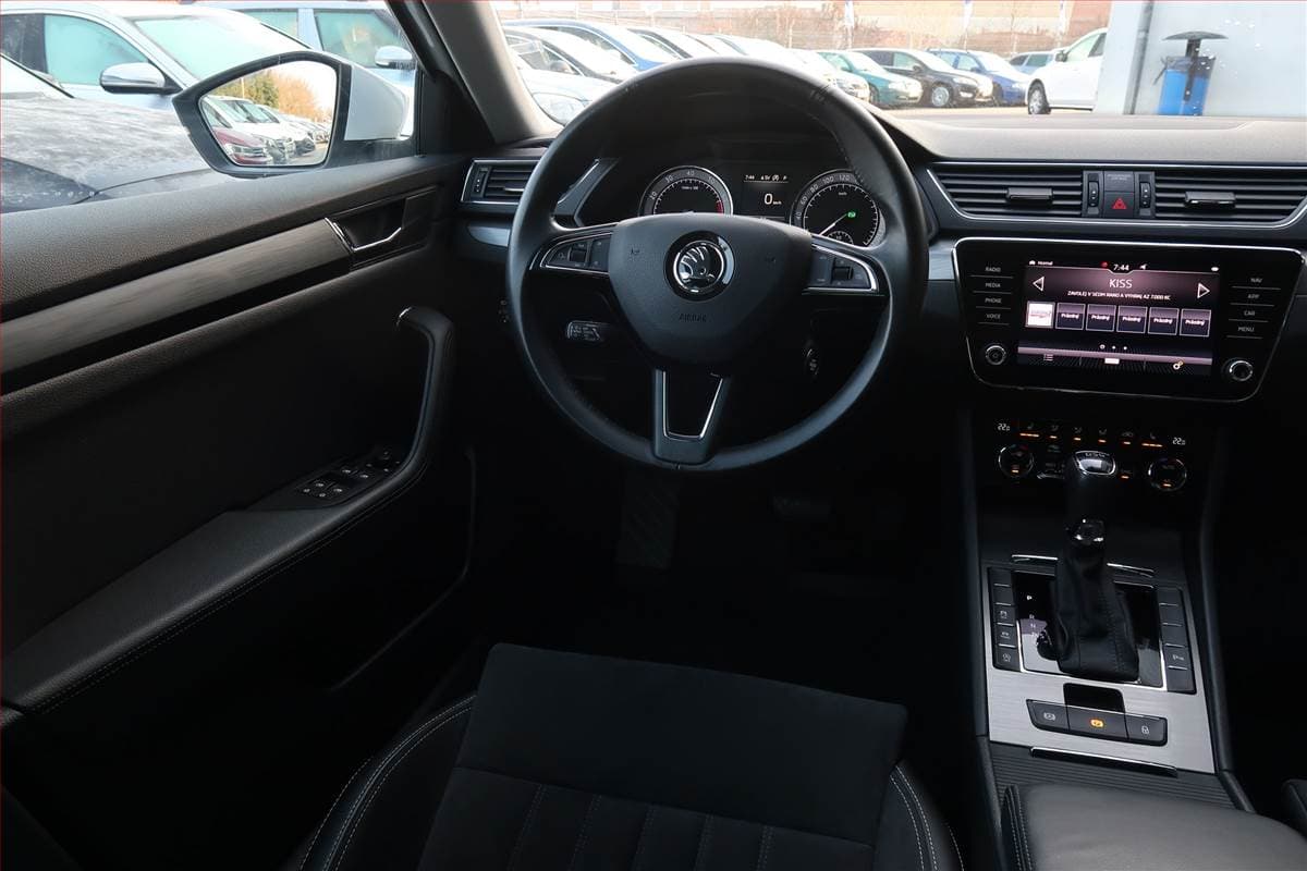 Škoda SUPERB - 7