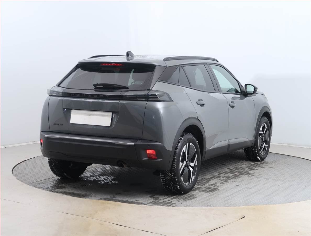 Peugeot 2008 - 5