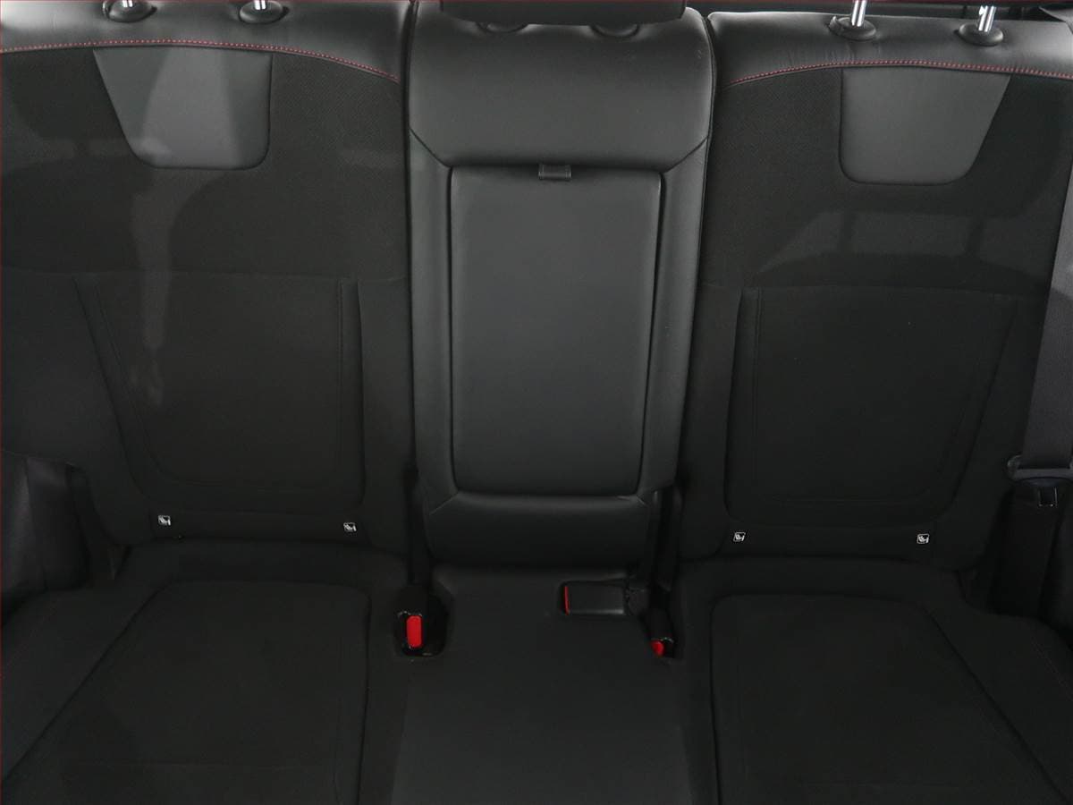 Hyundai TUCSON - 10