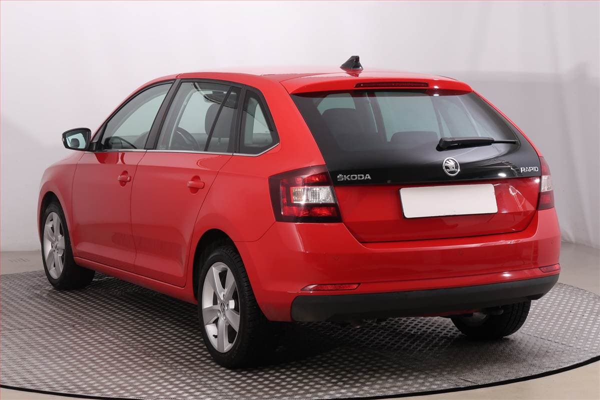 Škoda RAPID - 4