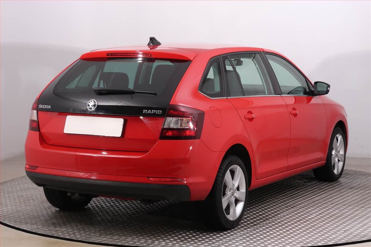 Škoda RAPID - 5