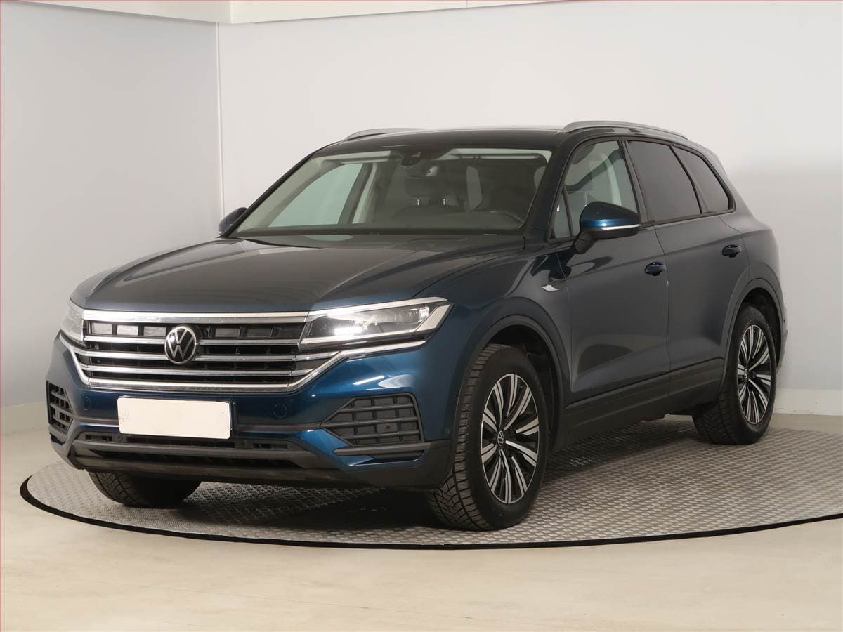 Volkswagen Touareg - 21