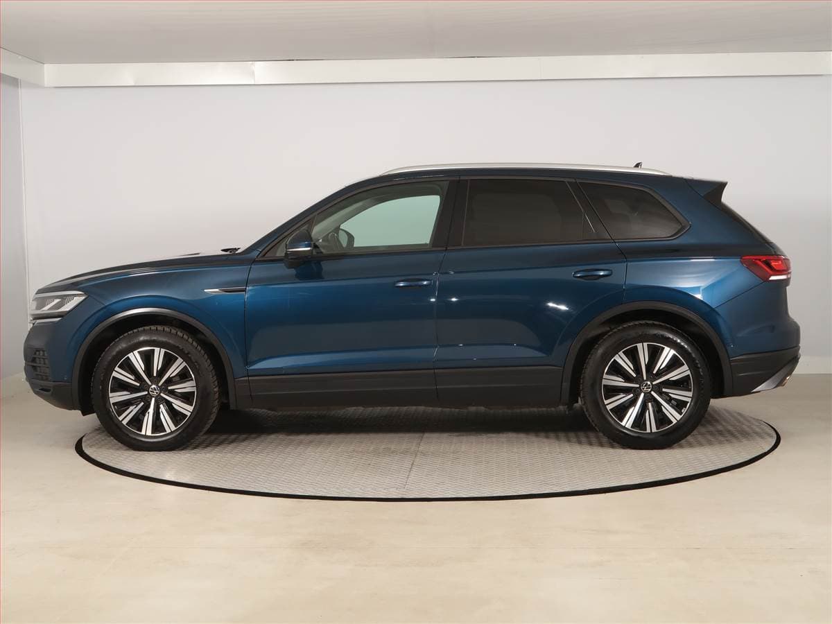 Volkswagen Touareg - 41