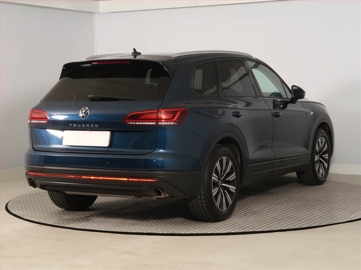 Volkswagen Touareg - 81