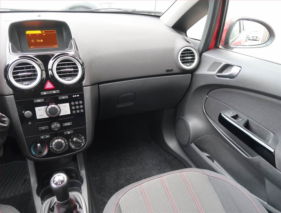 Opel CORSA - 8