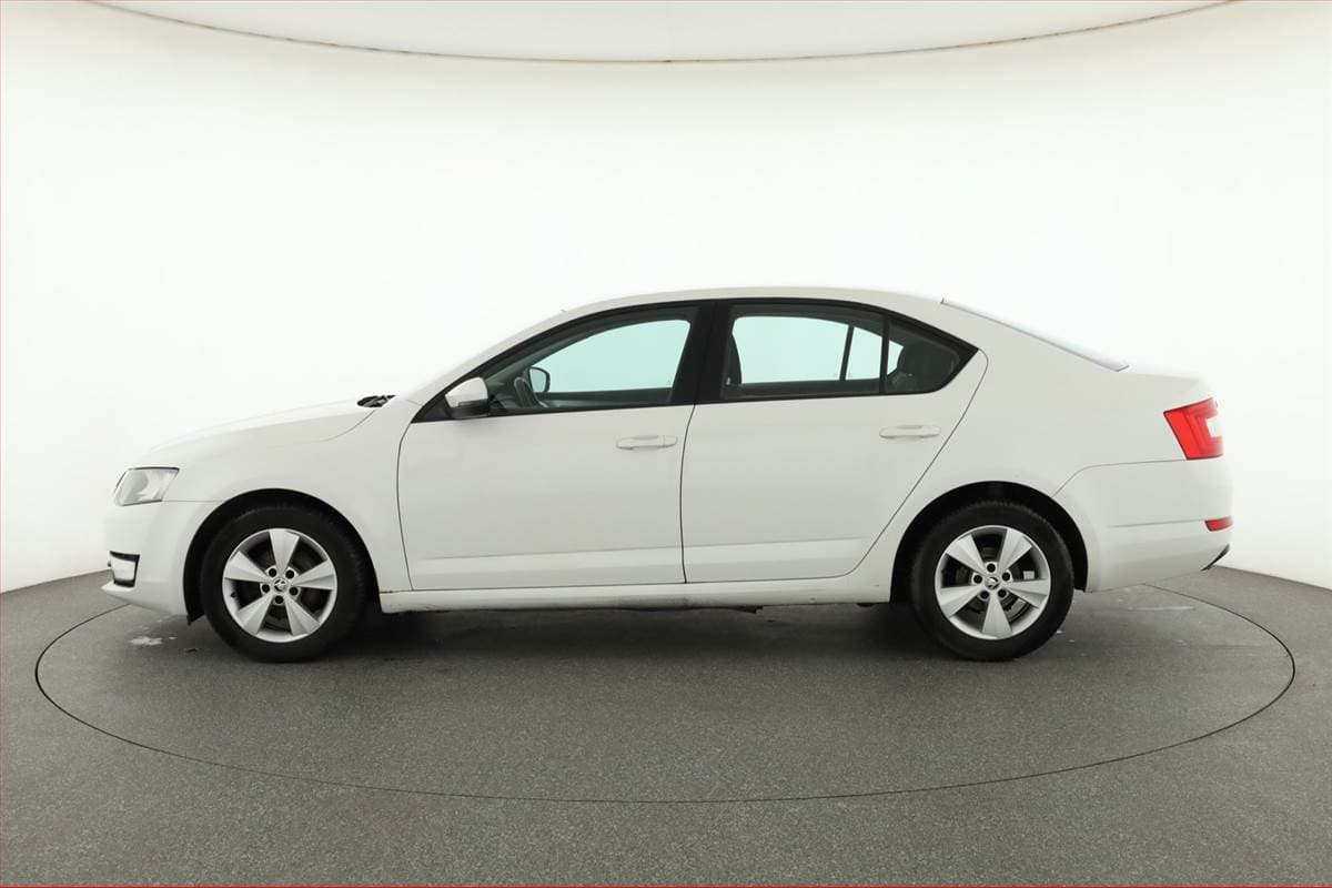 Škoda OCTAVIA - 3