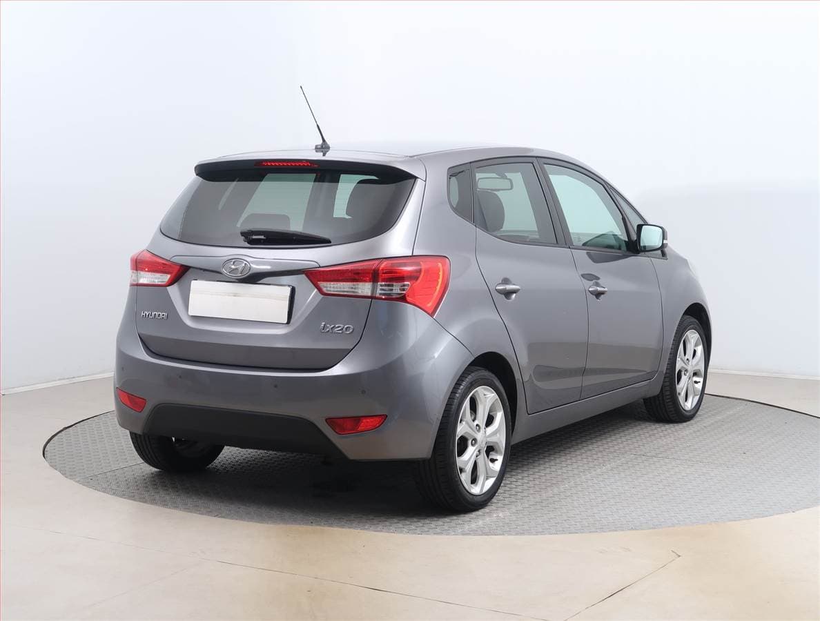 Hyundai ix20 - 5