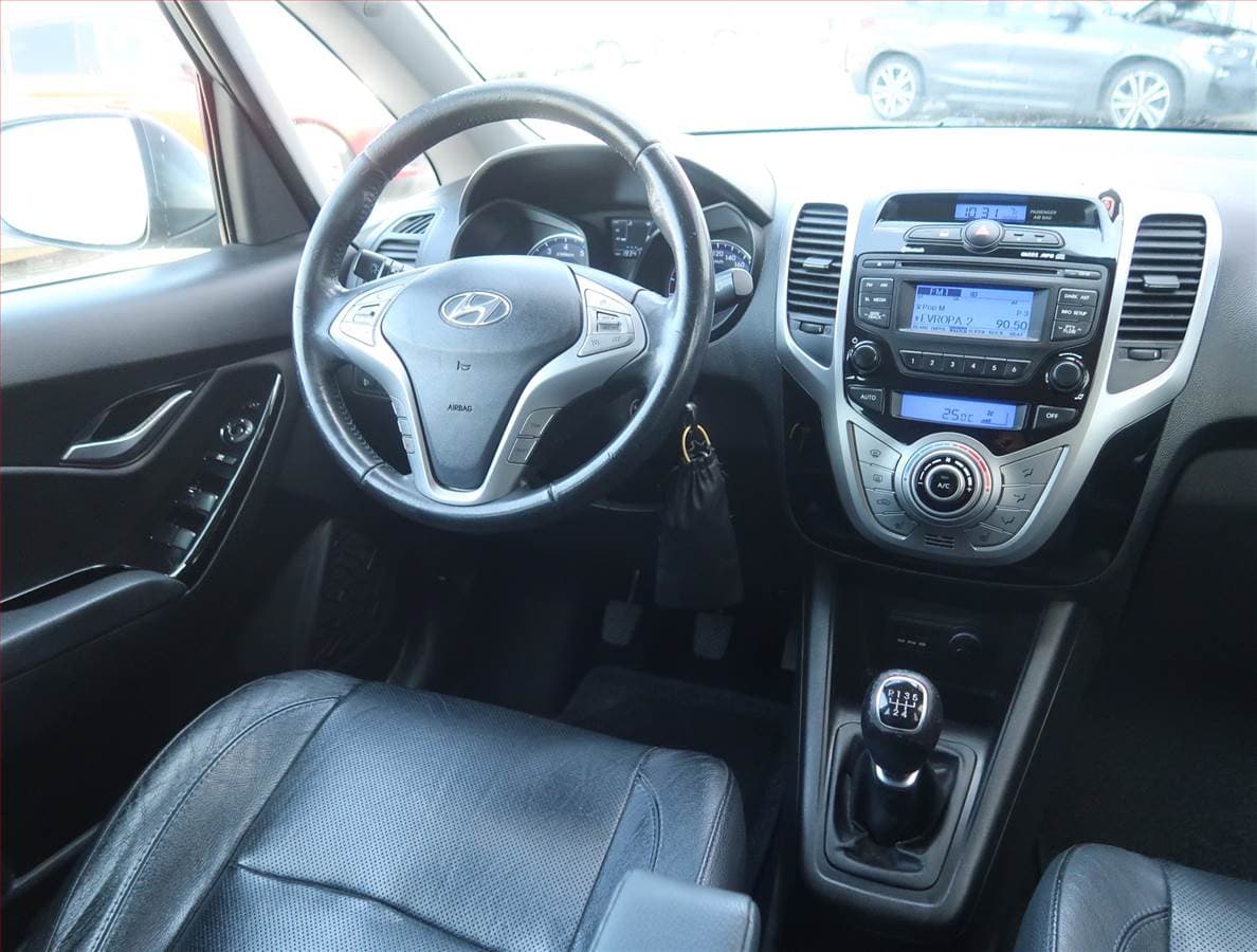 Hyundai ix20 - 7
