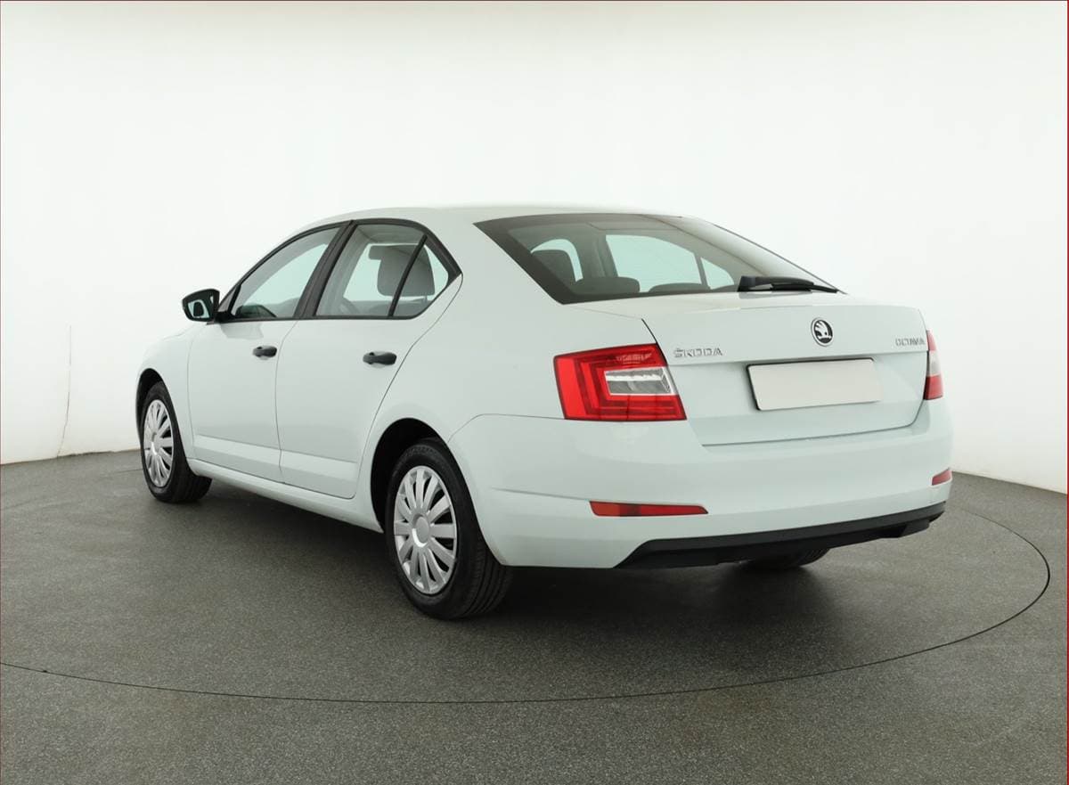 Škoda OCTAVIA - 4
