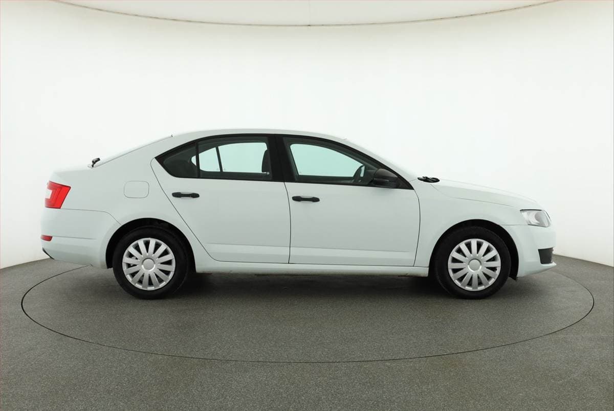 Škoda OCTAVIA - 6