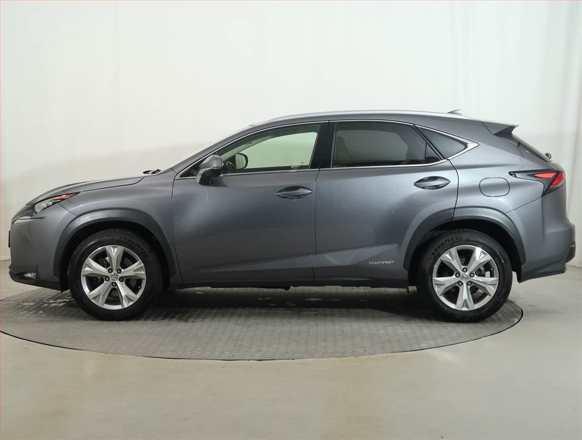 Lexus NX - 3