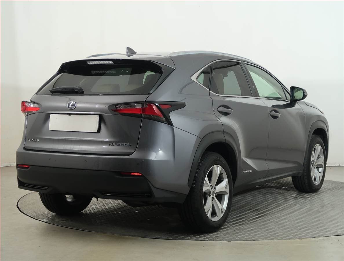 Lexus NX - 5