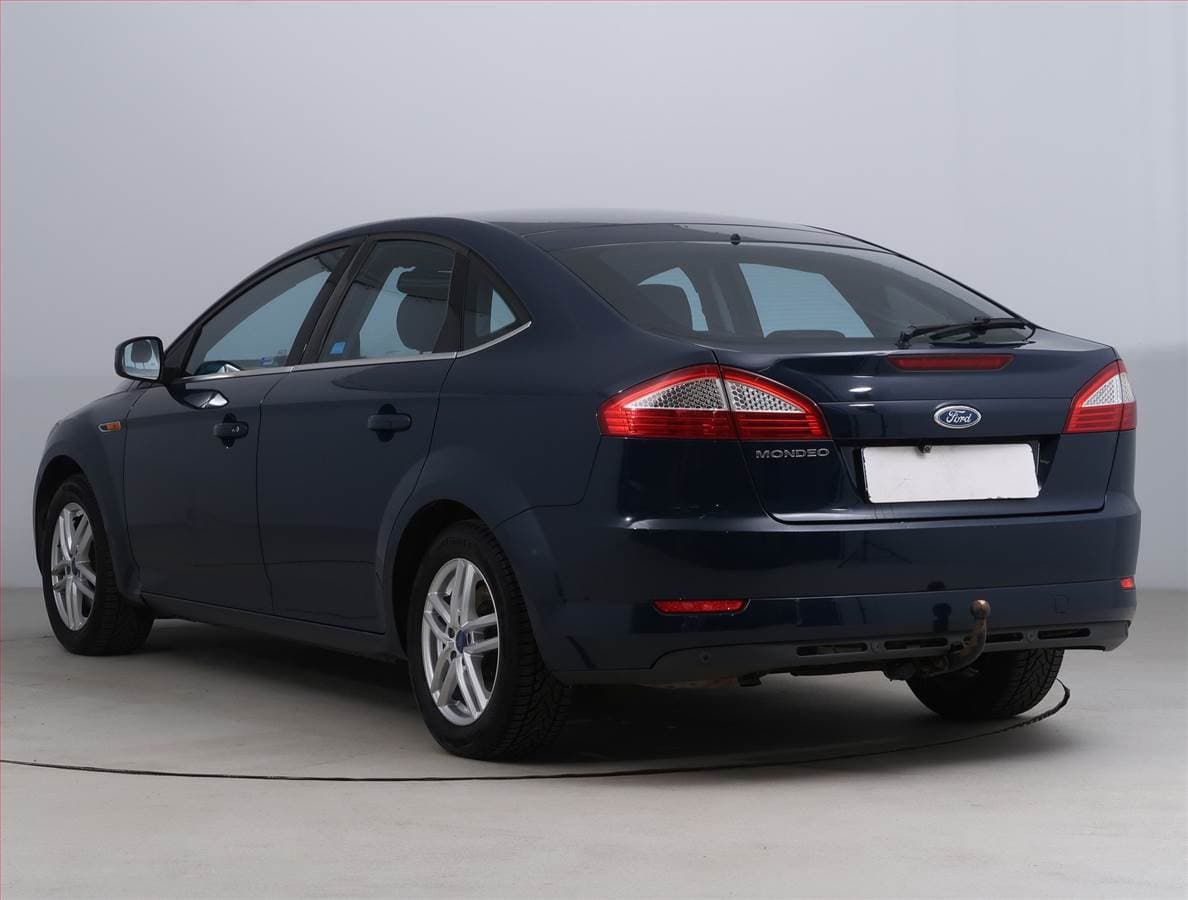 Ford Mondeo - 4