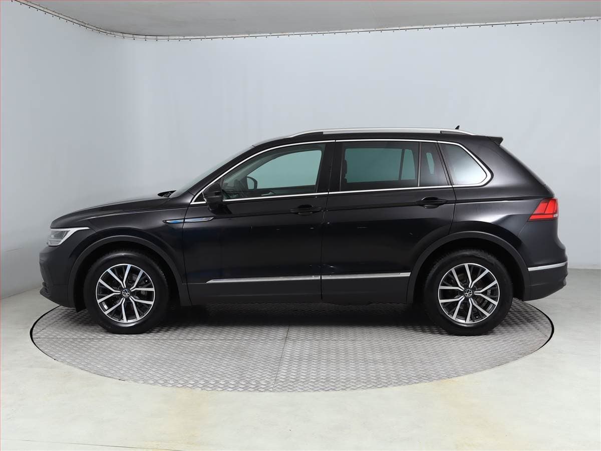 Volkswagen TIGUAN - 3
