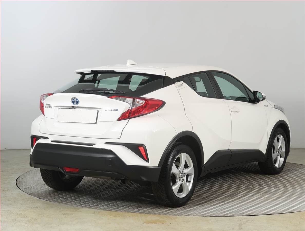 Toyota C-HR - 5