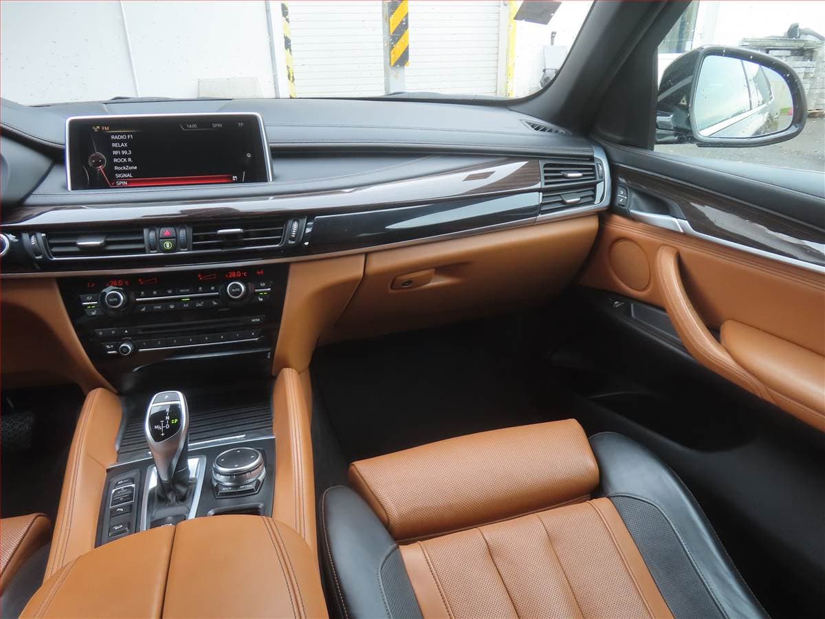 BMW X6 - 8