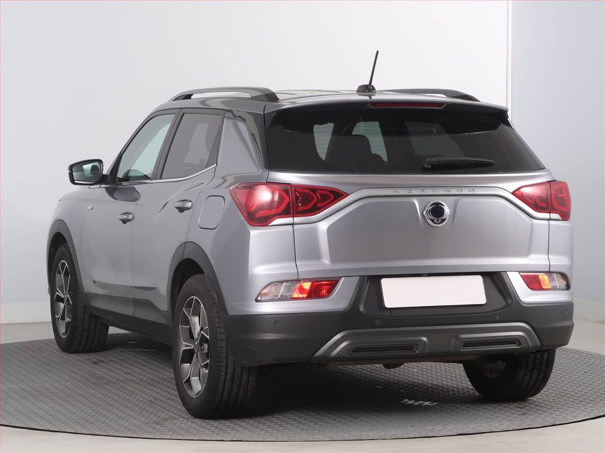 SsangYong KORANDO - 4