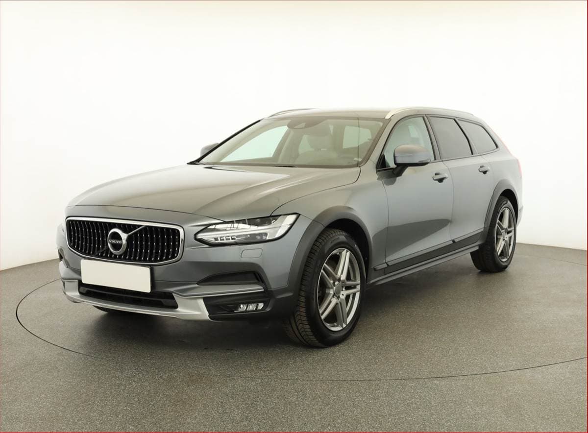 Volvo V90 - 2
