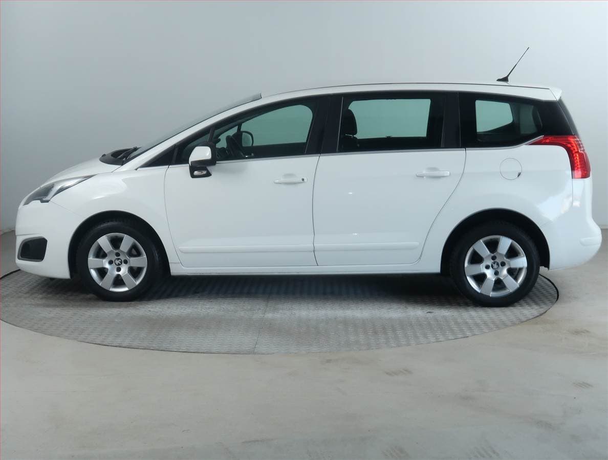 Peugeot 5008 - 3