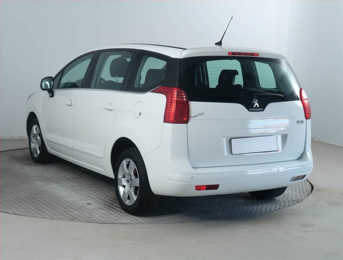 Peugeot 5008 - 4