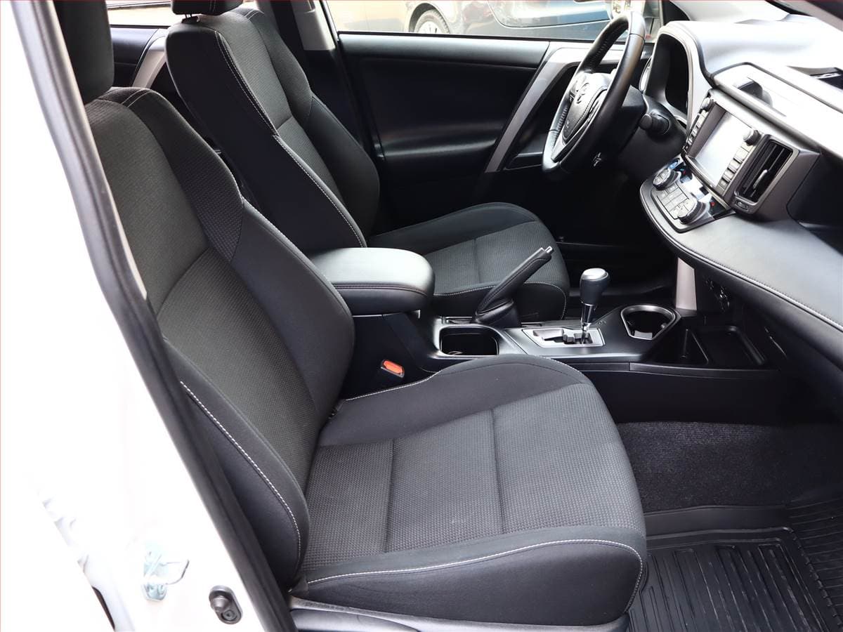 Toyota Rav4 - 7
