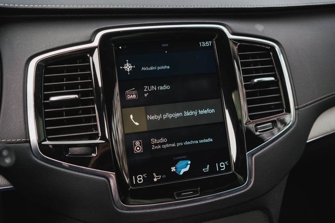 Volvo XC90 - 10