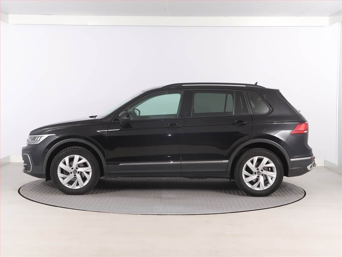 Volkswagen TIGUAN - 3