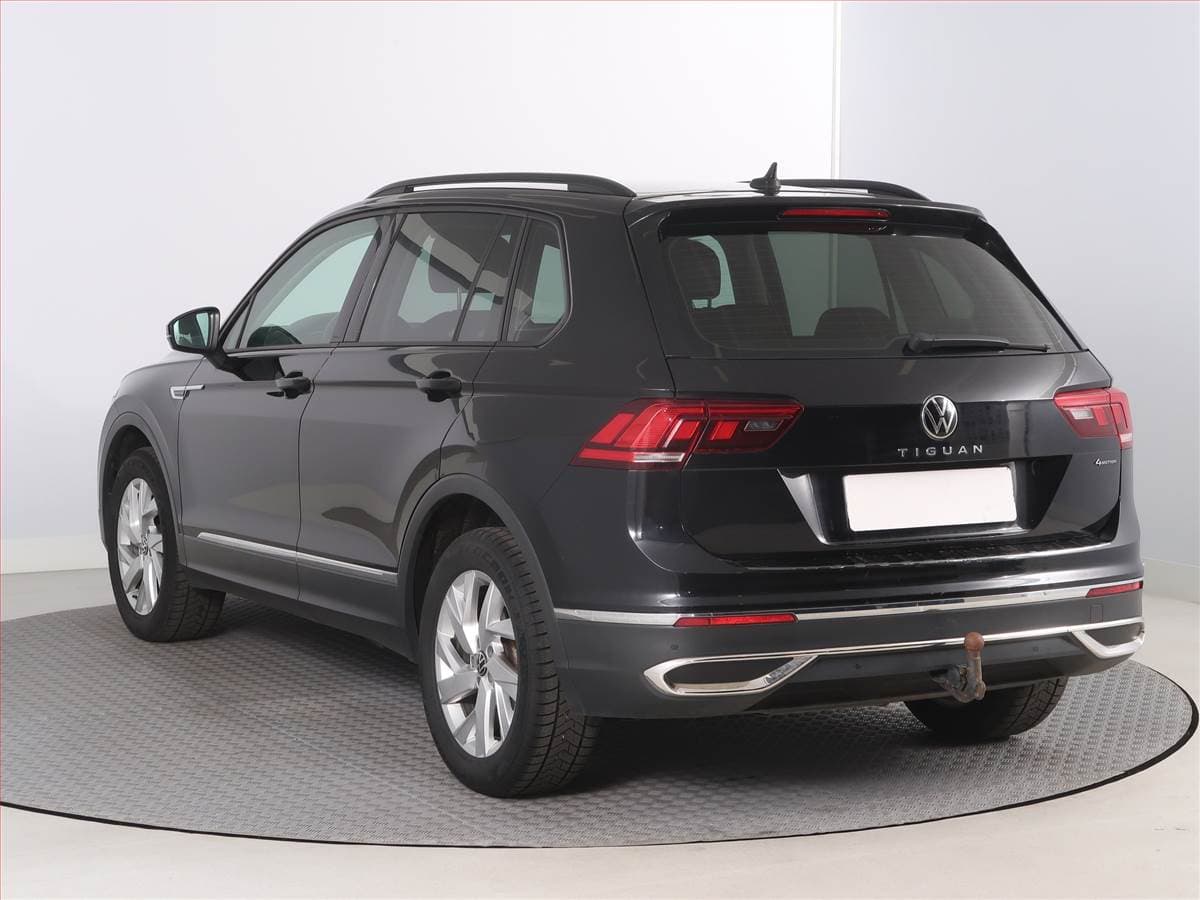 Volkswagen TIGUAN - 4
